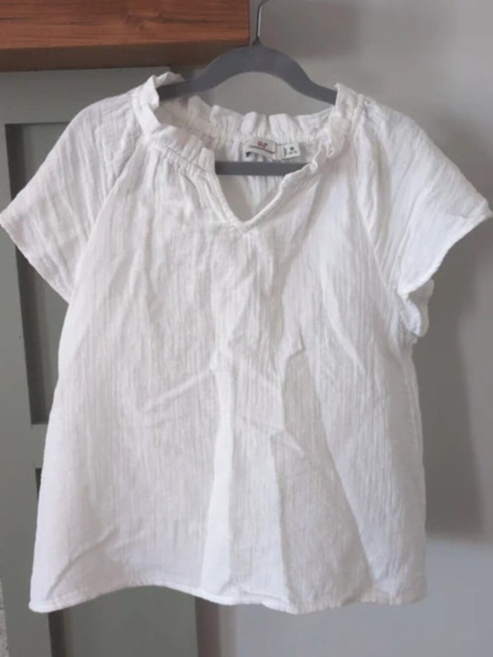 Vineyard Vines NWOT Girl's Medium Blouse